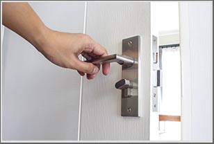  Cincinnati Super Locksmith Cincinnati, OH 513-275-3703
